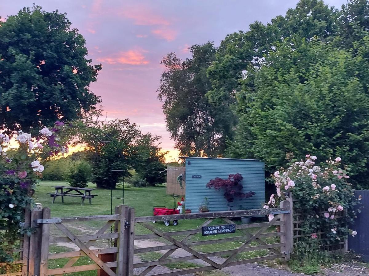 Hopgarden Glamping Luxury Shepherds Huts Wadhurst Exterior photo